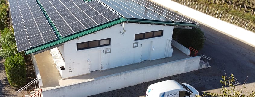 Instalación fotovoltaica para granja avícola en la provincia de Valencia realizada por la empresa valenciana Ensoval
